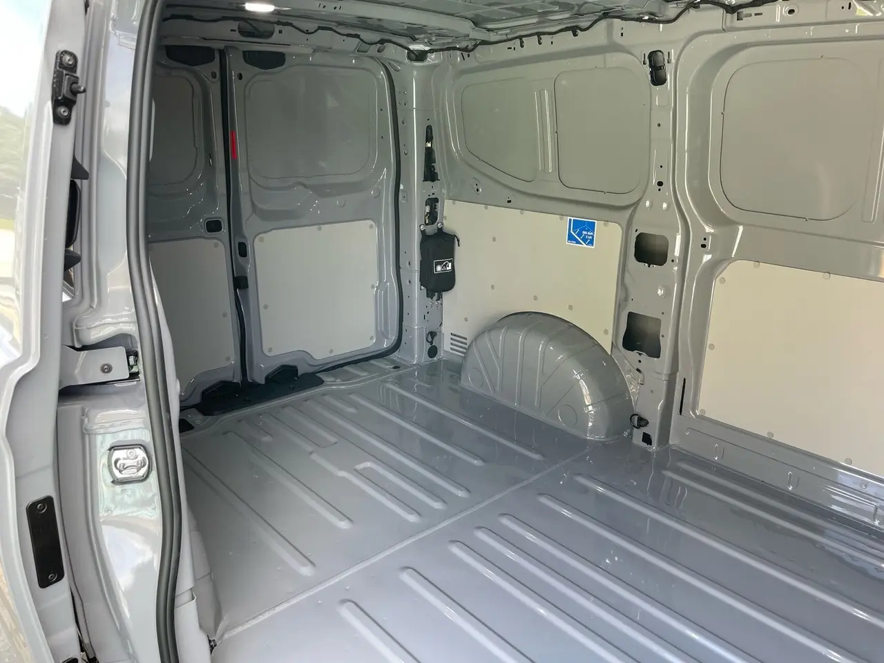 Billede 12 - Ford E-Transit Custom 320 L1 71 Limited