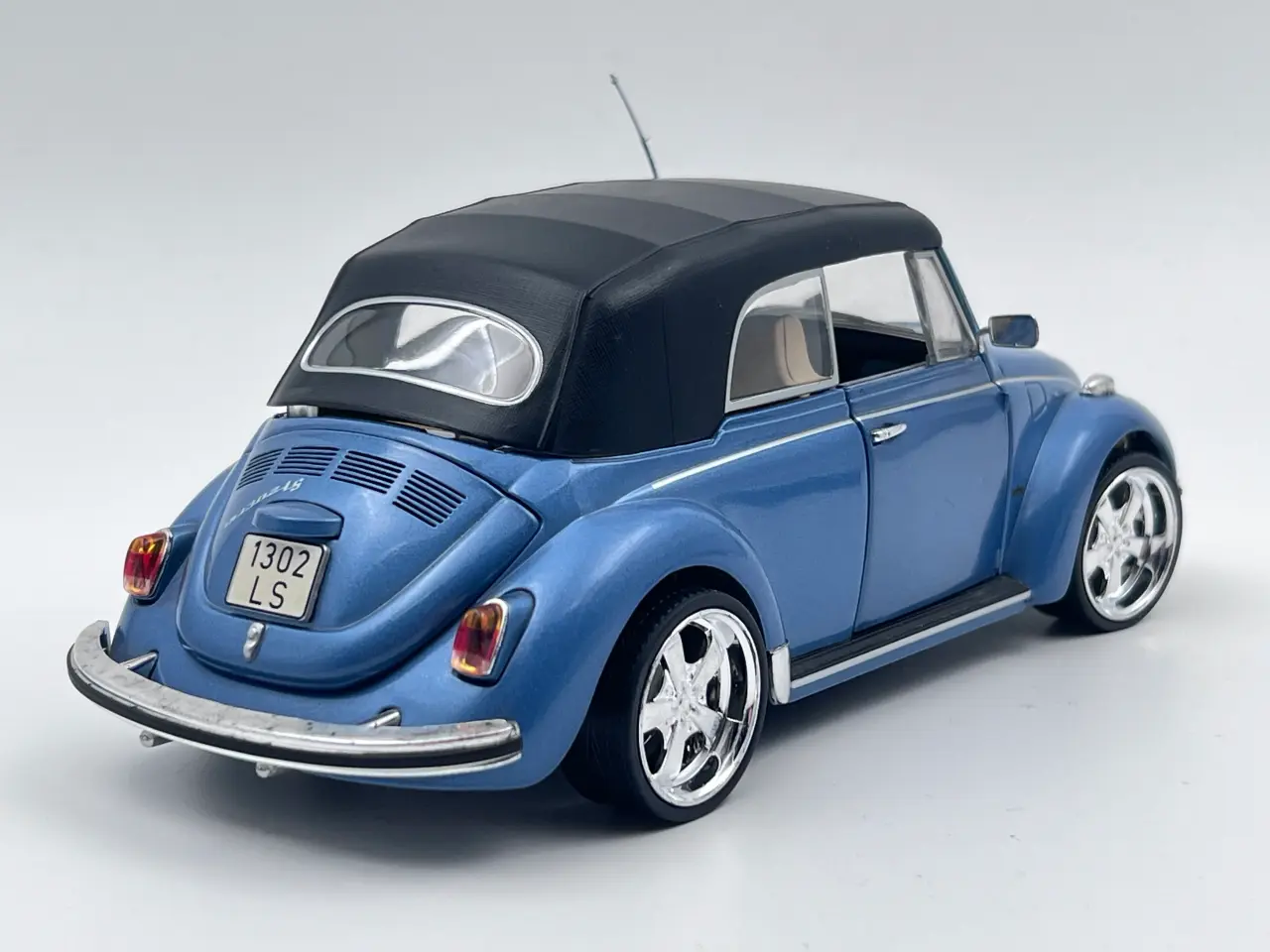 Billede 6 - 1970 VW 1302 LS Cabriolet - 1:18 Sjælden udbudt