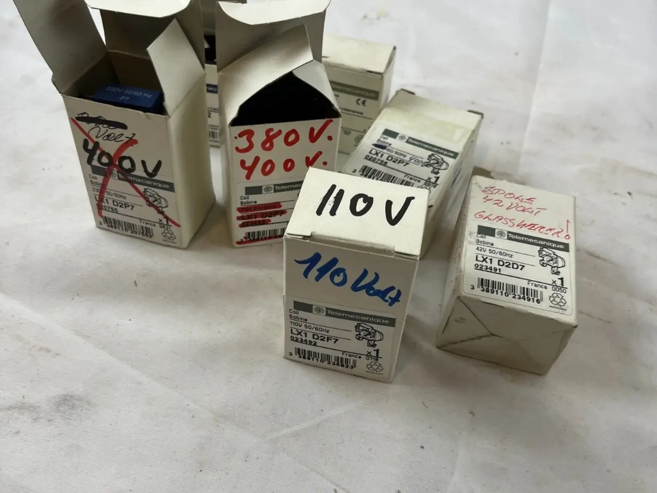 Billede 4 - Telemecanique Contactors Coils Auxiliary Contacts