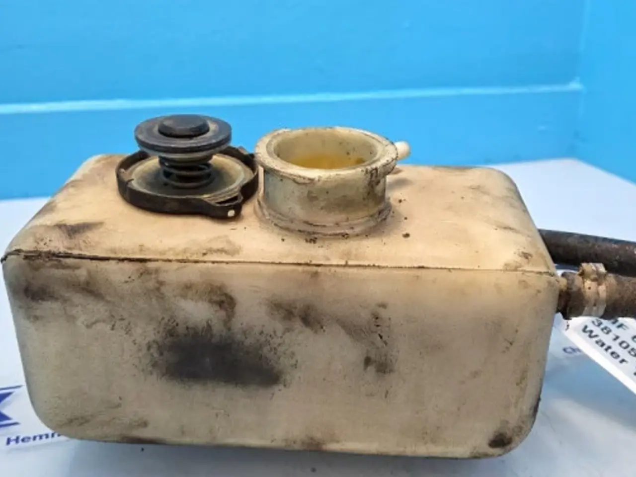 Billede 8 - Massey Ferguson 6290 Ekspansionsbeholder 3810567M3