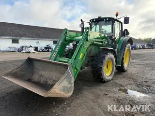 Traktor John Deere 6130 M med frontlæsser