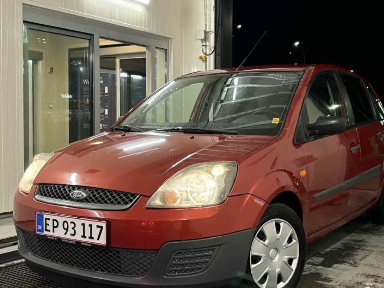 Billede 1 - Ford Fiesta - LAV km tal, Pæn stand