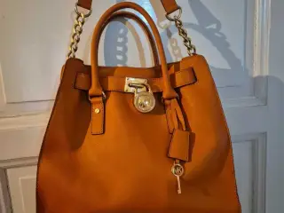 Verdens fedeste Michael Kors taske i birkin stil