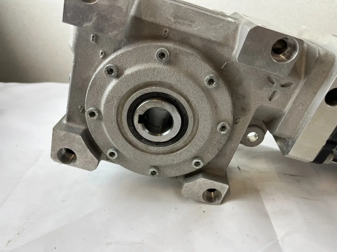 Billede 10 - Allen-Bradley MPL-B1520F-SJ24AA servomotor Gearbox