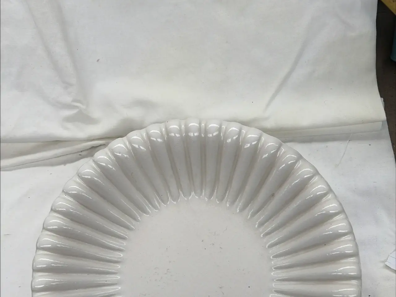 Billede 1 - Michael Andersen & Søn Fad 31 cm