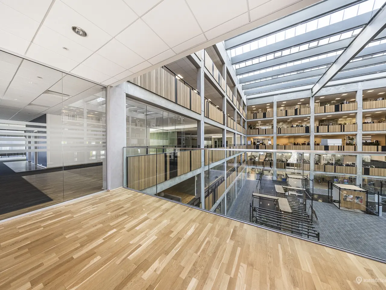 Billede 1 - Rummeligt og moderne kontor på 3.050 m²