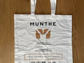 Munthe tote bag