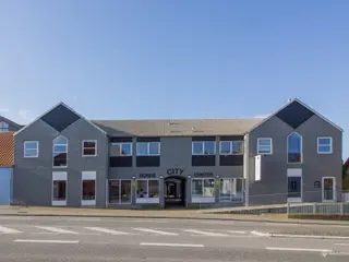 Kontor / Undervisning / Butik i Rønde midtby