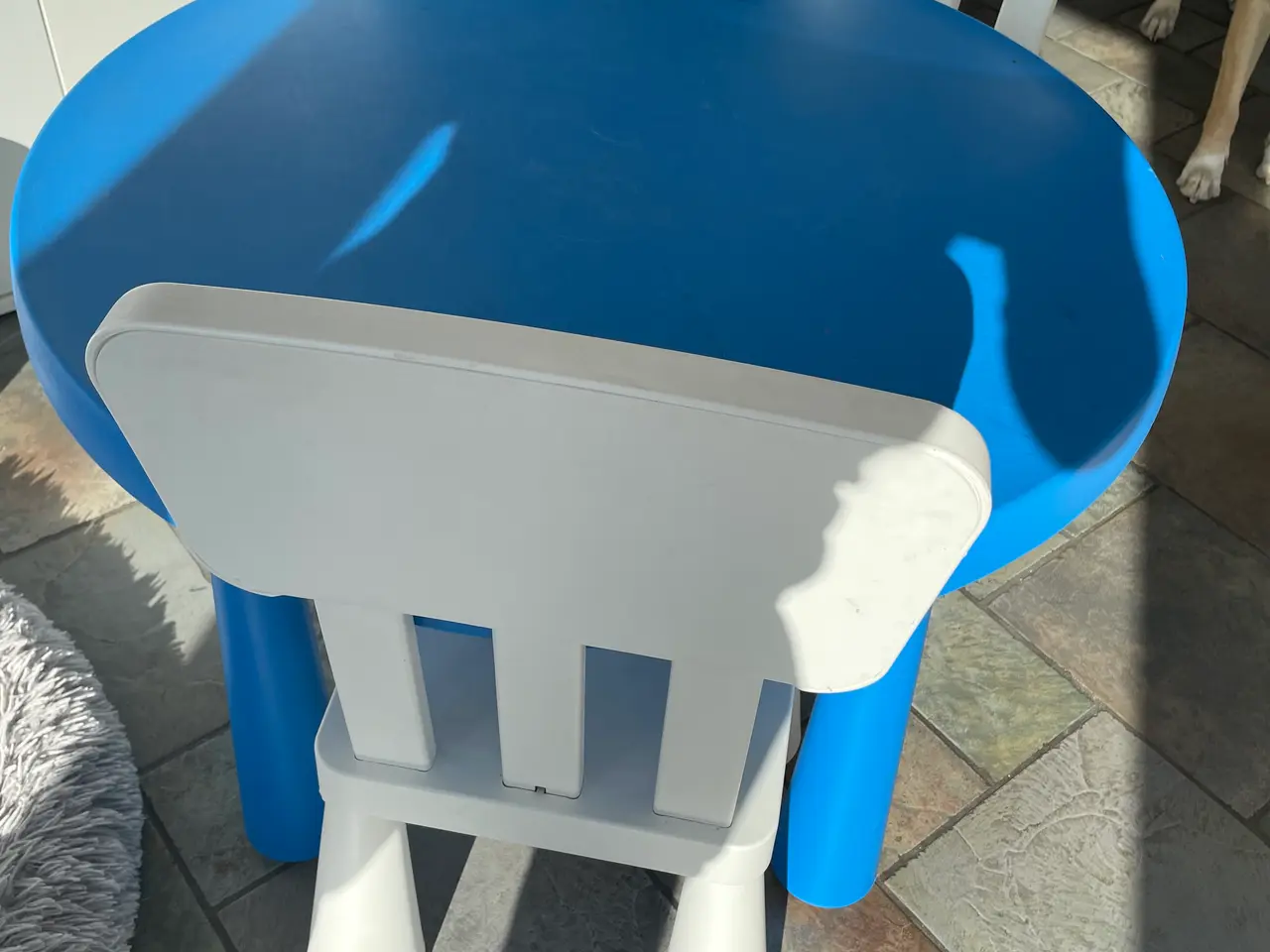 Billede 2 - Ikea mamut bord og stole