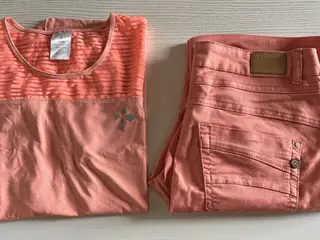 Bluse og shorts str. 40 og 29