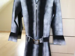 Kjole, str. S, 60kr