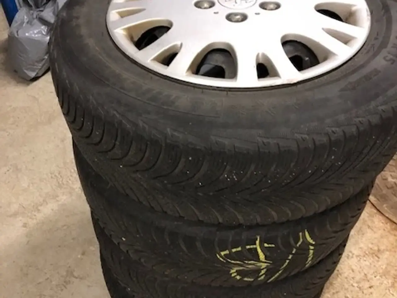 Billede 1 - Stålfælge med Michelin vinterdæk Peugeot 308