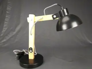 Fin arkifektlampe i ægte retro stil