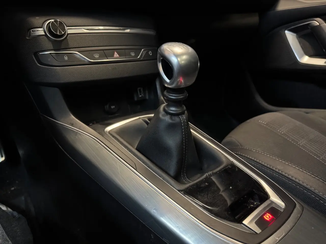 Billede 9 - Peugeot 308 1,2 e-THP 130 Selection Sky