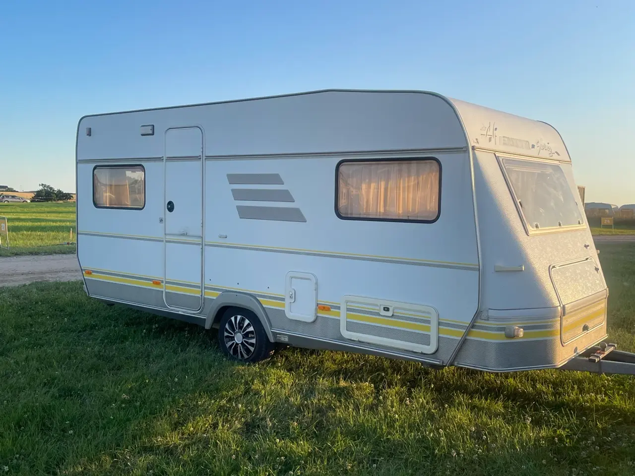 Billede 1 - Hymer campingvogn udlejes