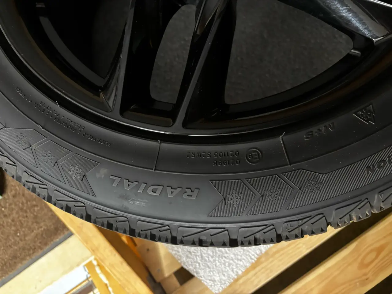 Billede 3 - Sorte Vinter fælge/dæk 18” Cupra Born / VW ID3