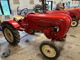 Porsche Diesel 108 Junior