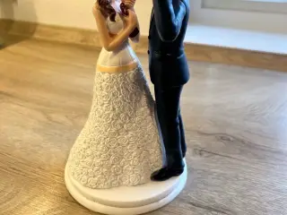 Topfigur til fx bryllupskage