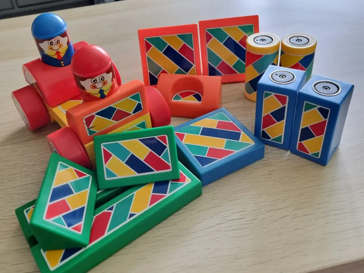 Billede 10 - Retro Hilco/Playwell magnetisk byggesæt fra 80'ern