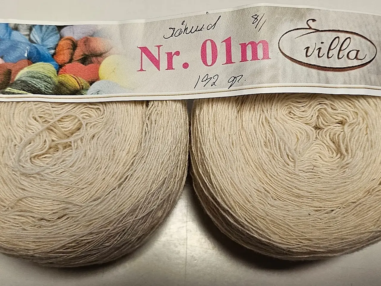 Billede 1 - Nyt - 8/1 Evilla/Kauni 100% uld 01m - 192 gr.