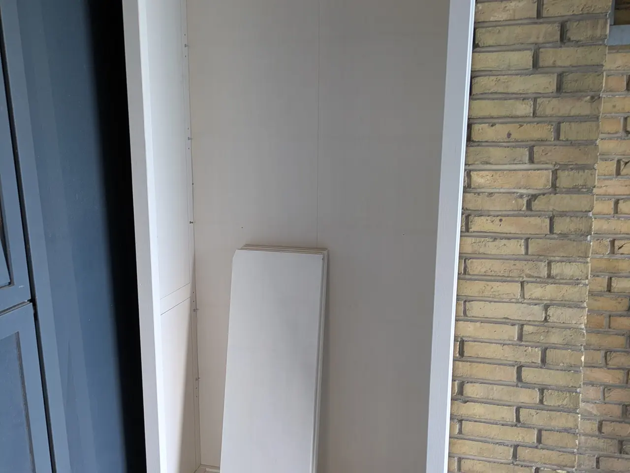 Billede 1 - Hvid ikea reol