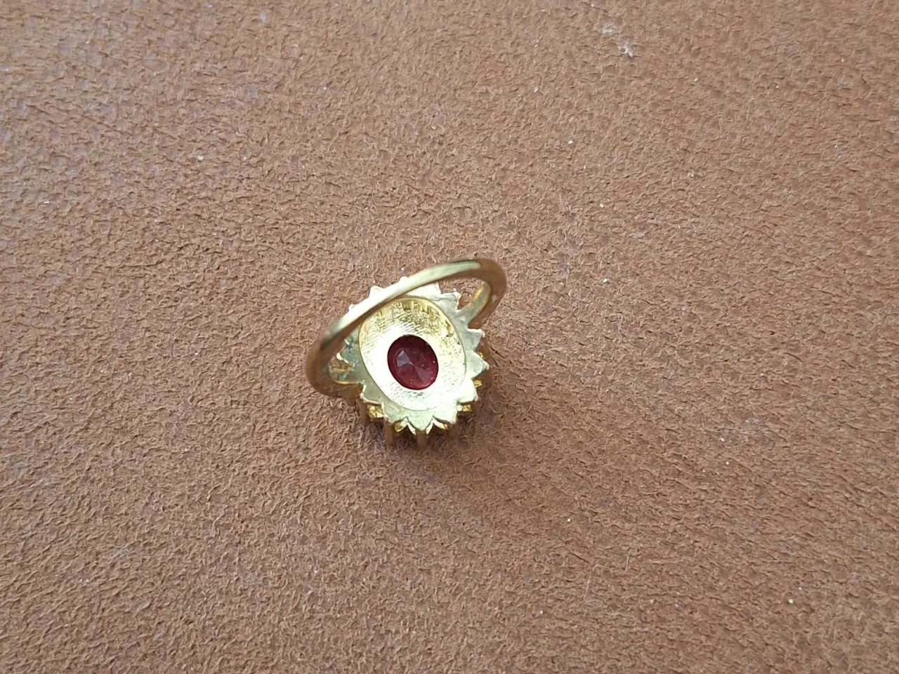 Billede 4 - Guldfarvet ring