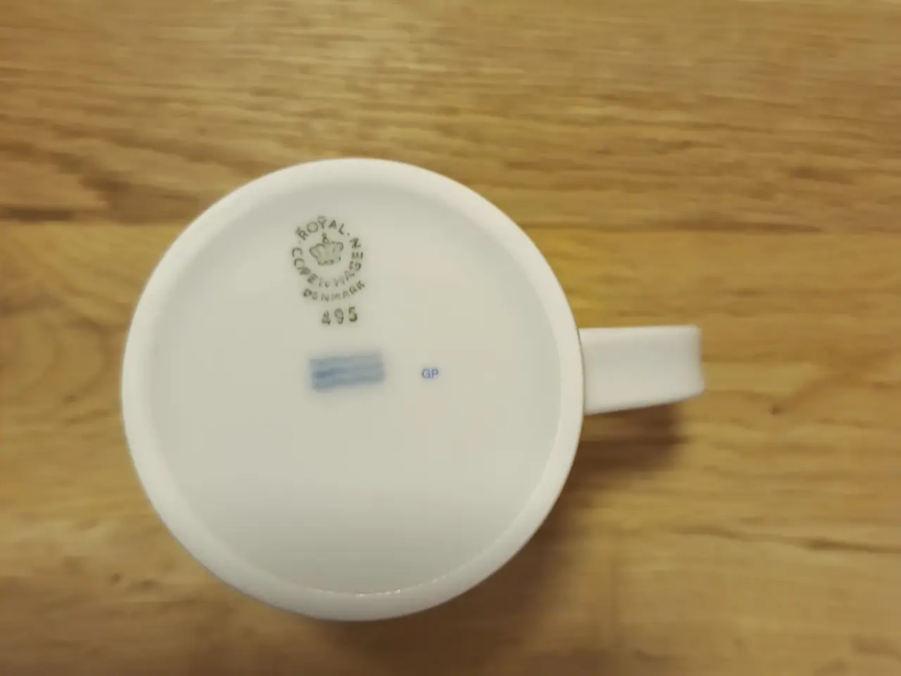 Billede 2 - Royal Copenhagen årskrus 2001