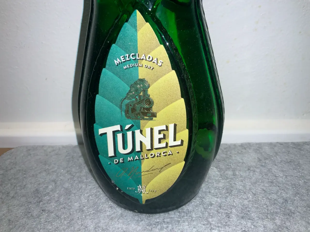 Billede 2 - Túnel de Mallorca herbal likør 30%, 0,7 L.