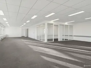 Lejemål på 345 m² i Kastrup – fleksibel indretning af kontor og lager