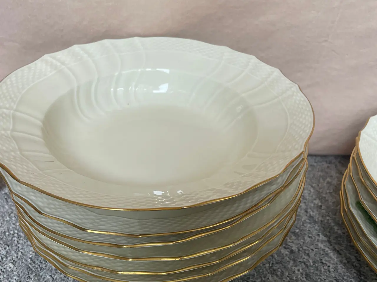 Billede 3 - Royal Copenhagen hvidt stel med.guldkant