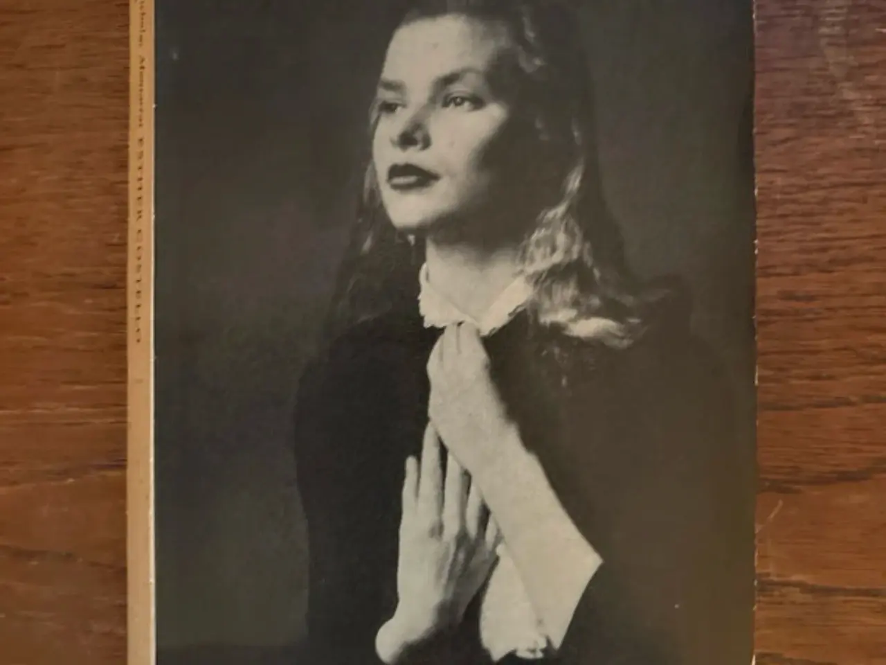 Billede 1 - Esther Castello