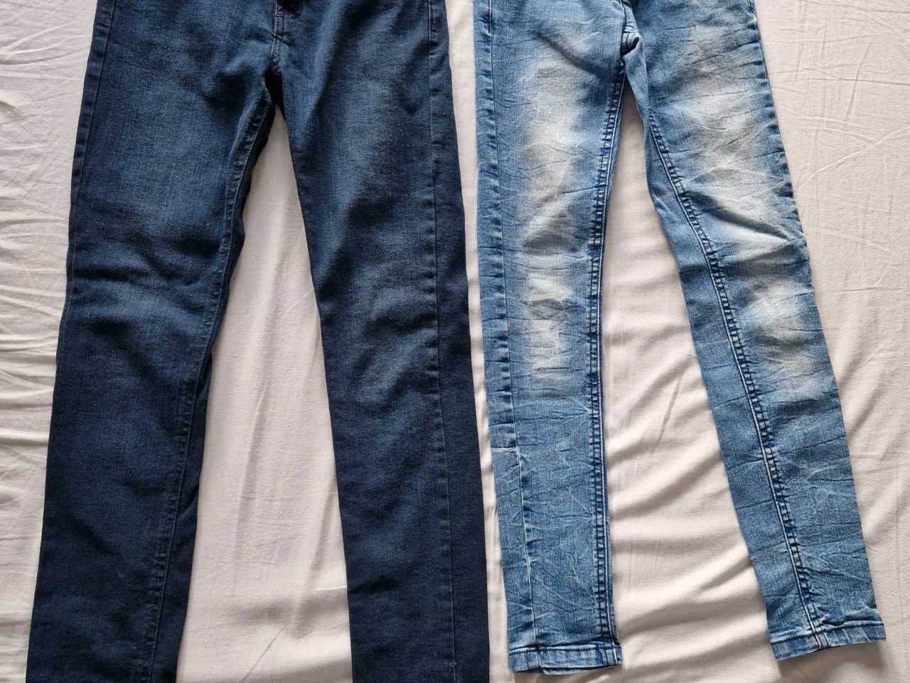Billede 1 - Jeans str 140