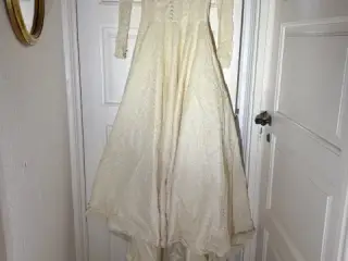 Brudekjole fra 1956 - vintage