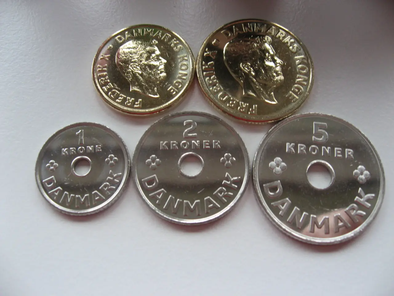 Billede 1 - Komplet sæt 2025 mønter NYE/UNC fra rulle