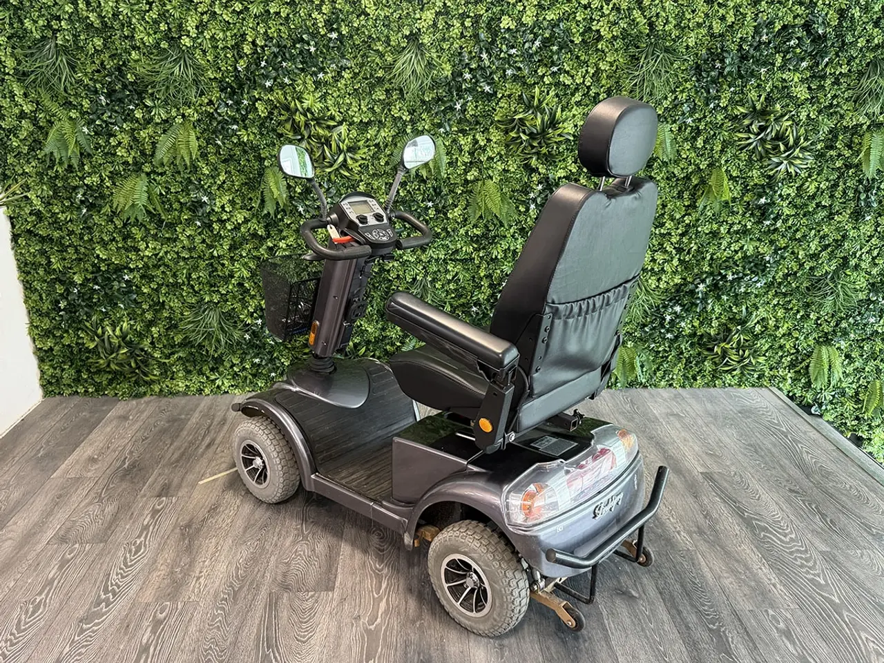 Billede 2 - LM-500 grå