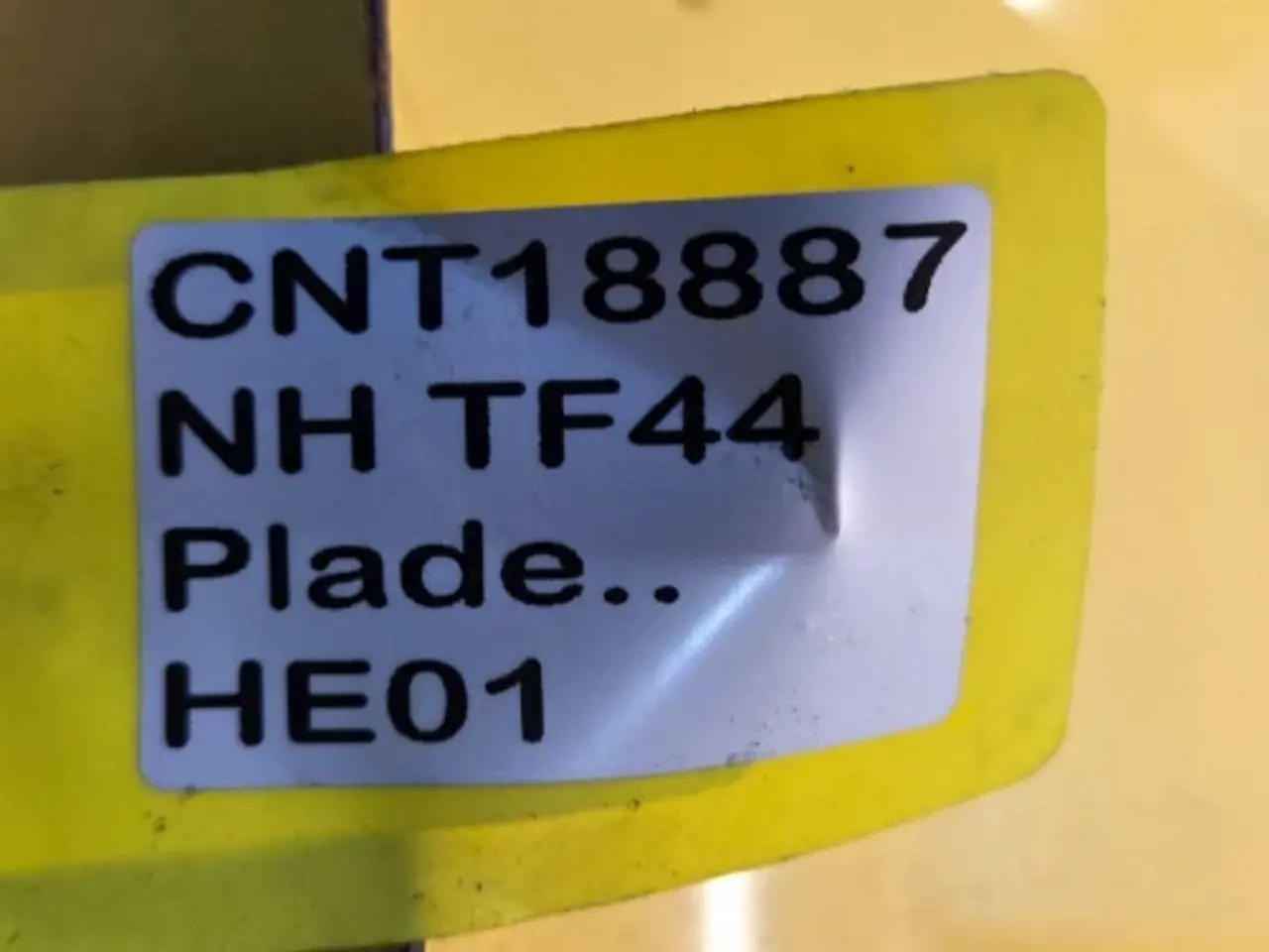 Billede 18 - New Holland TF44 Skærm 84001160