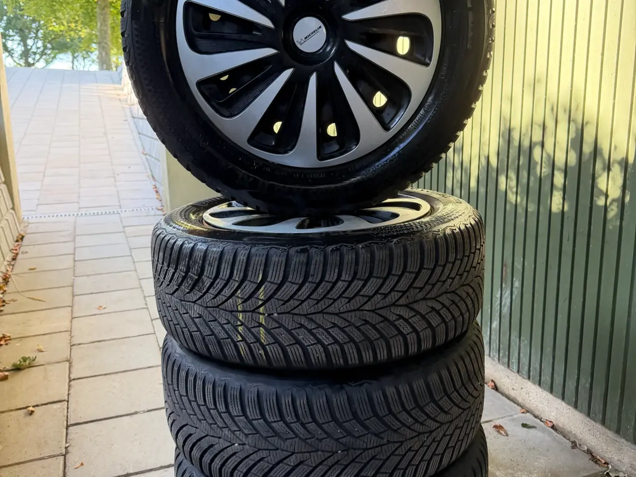 Billede 4 - 16” Originale Ford stålfælge med Conti vinterdæk
