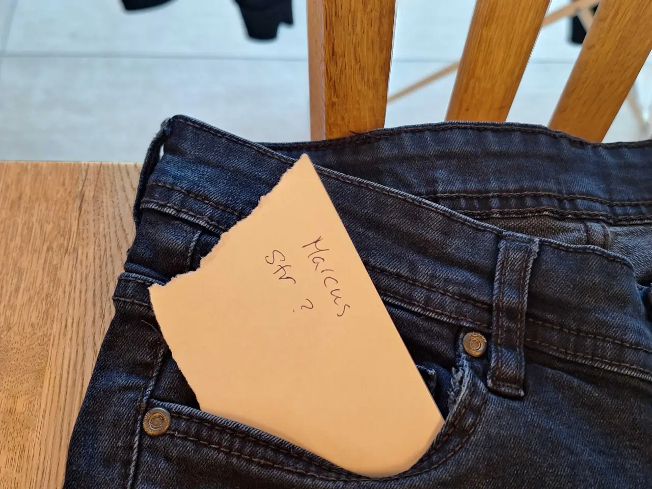 Billede 2 - Jeans til teenage dreng sælges