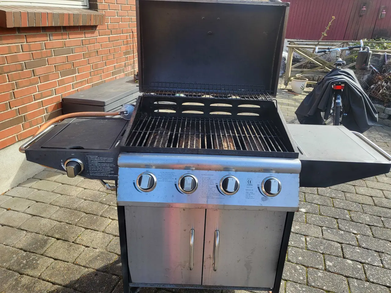 Billede 1 - Gasgrill