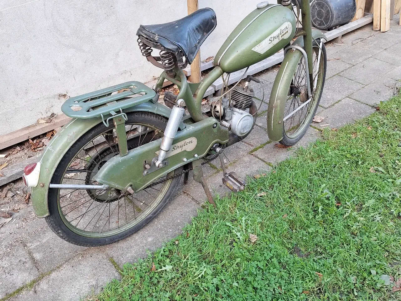 Billede 3 - Veteran knallert skylon sving