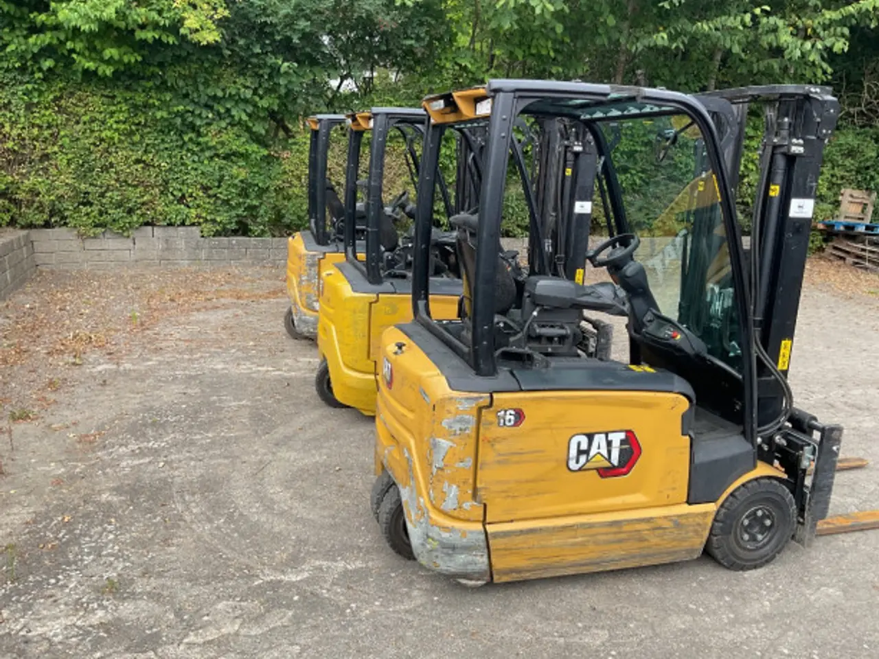 Billede 3 - Cat 1600kg eltruck med alt Udstyr 2020