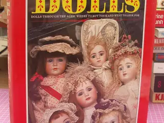 The collectors book of Dolls