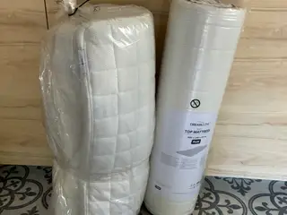 To spritnye topmadrasser
