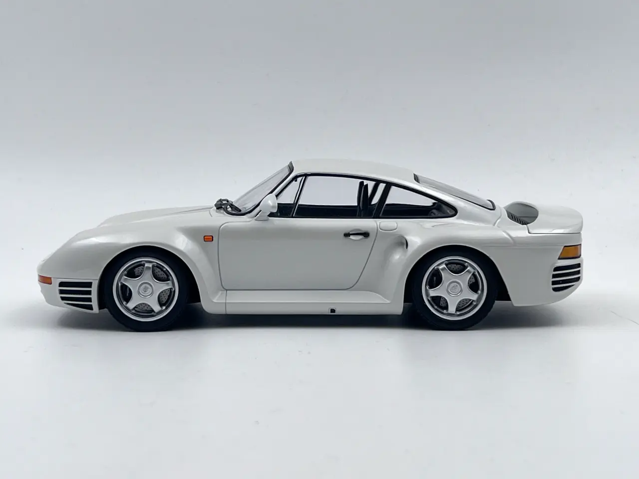 Billede 3 - 1986 Porsche 959 Coupé 1:18 Sjælden model