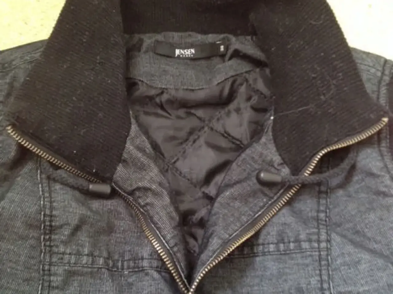 Billede 2 - Jensen vest str 38