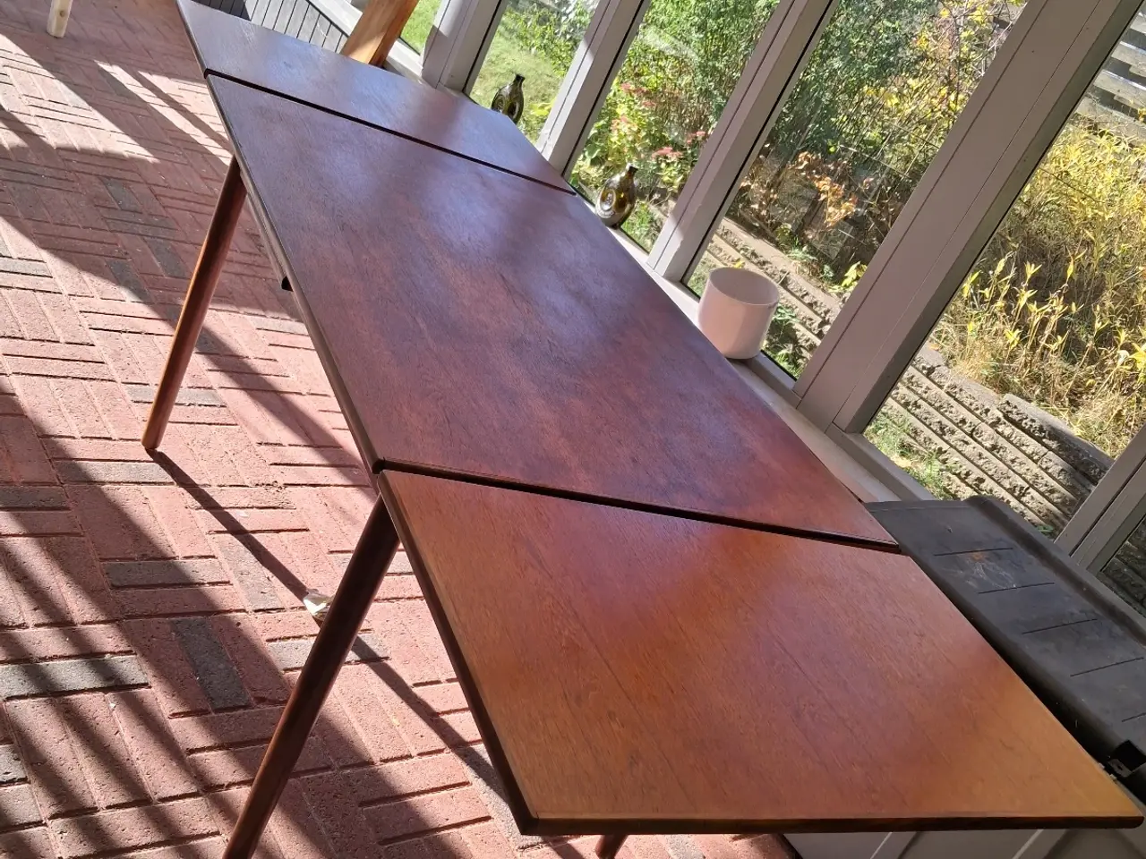 Billede 1 - Spisebord i teak