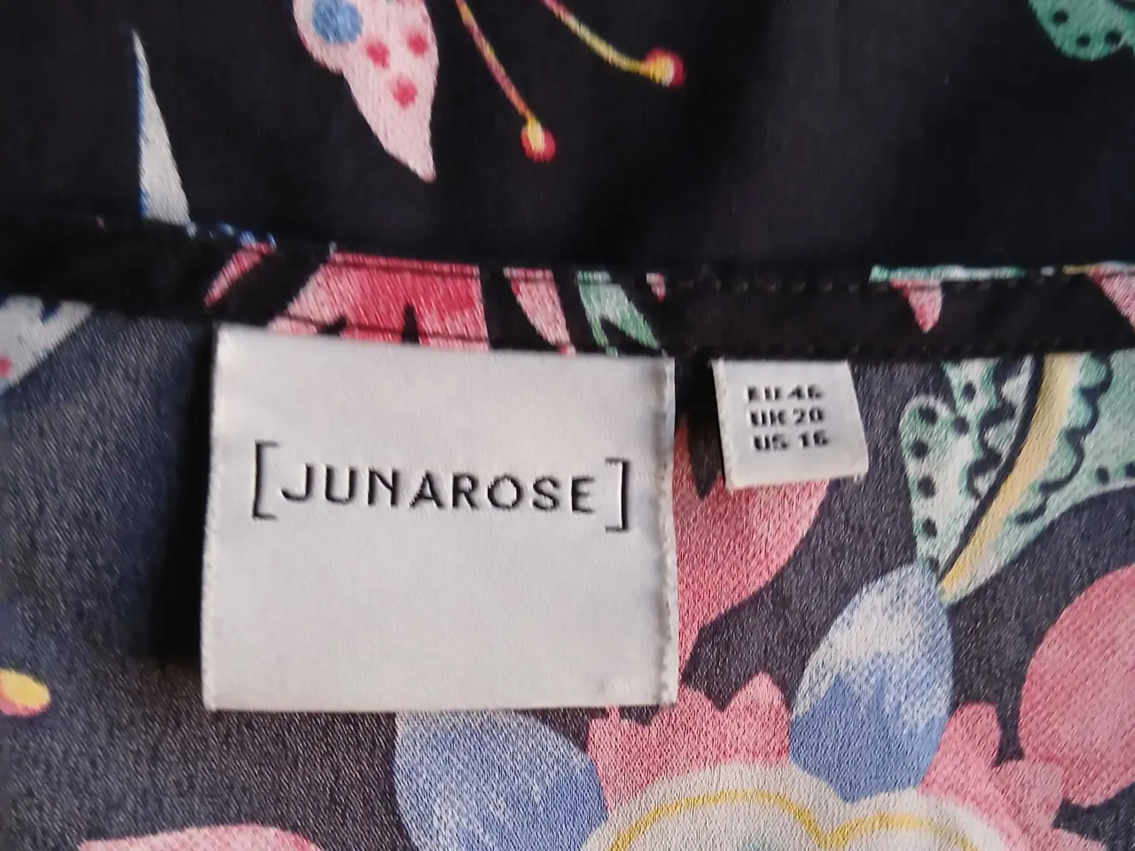 Billede 6 - Bluse. Junarose. 46