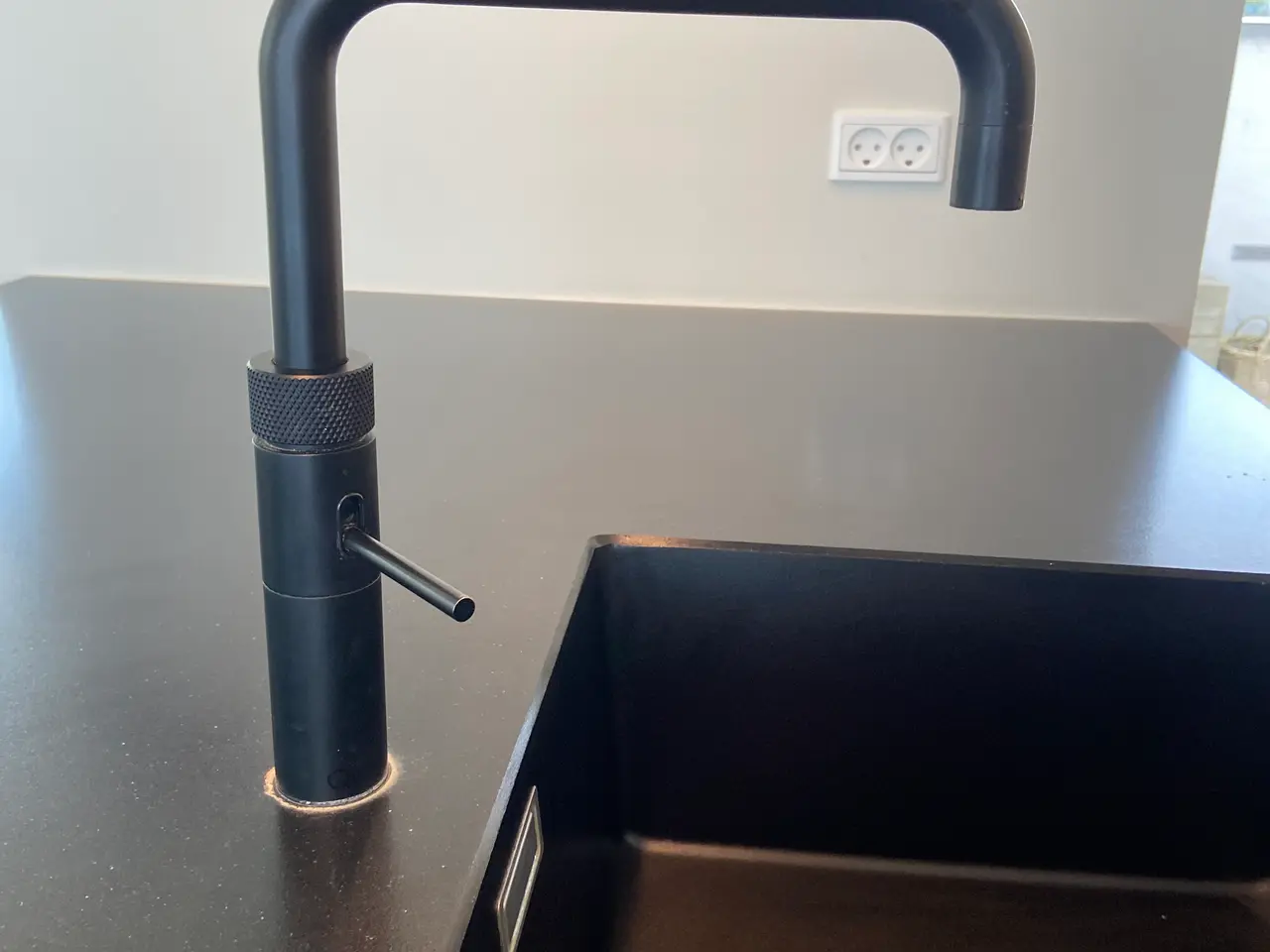 Billede 2 - Silestone bordplader 20mm negro