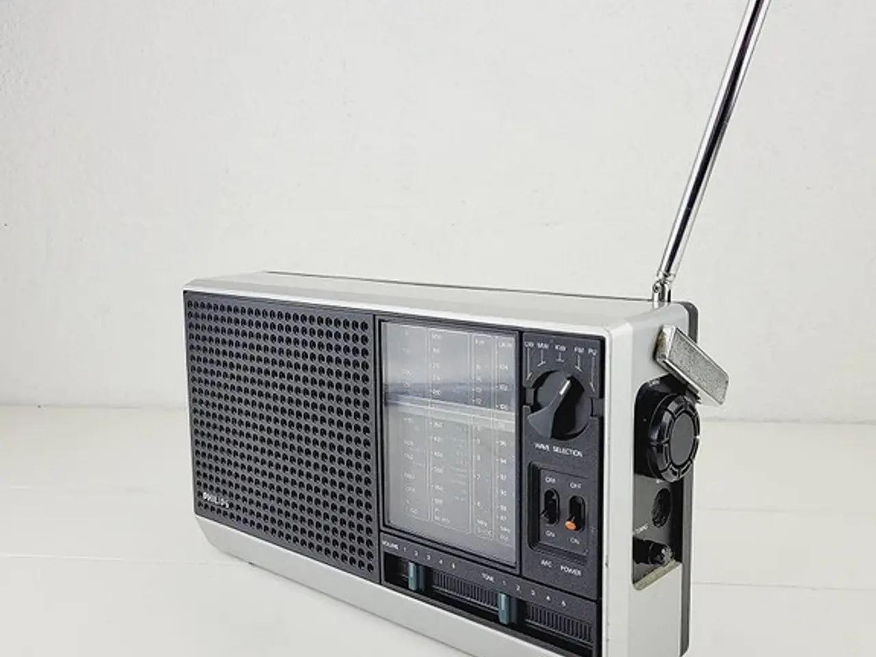 Billede 5 - ⭐️- Retro Philips Orkan Radio 750