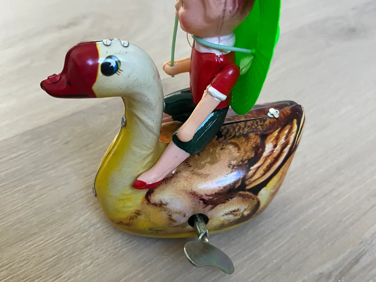 Billede 2 - Blikpladelegetøj dreng rider på gås